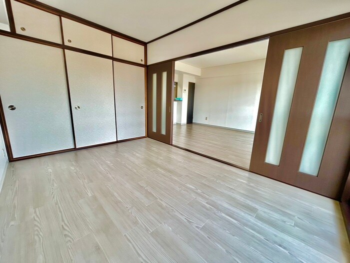 物件内観写真9　(居室)