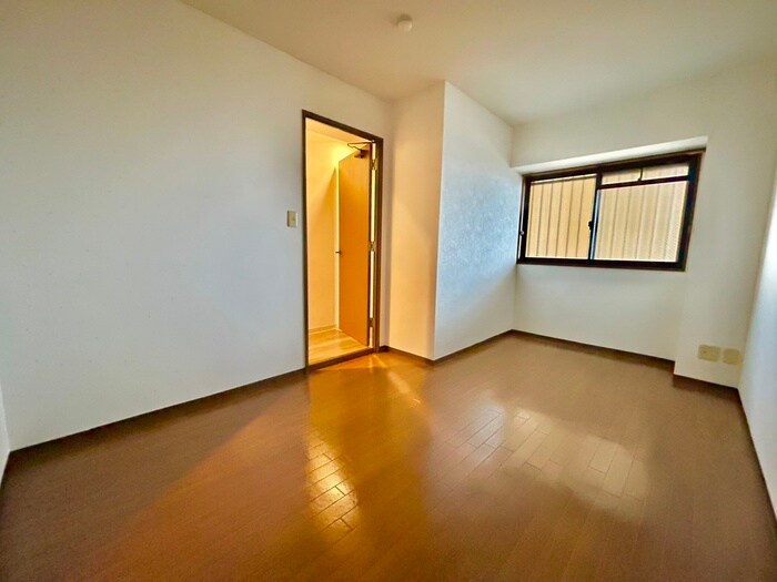 物件内観写真9　(居室)