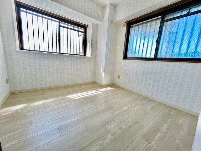 物件内観写真10　(居室)