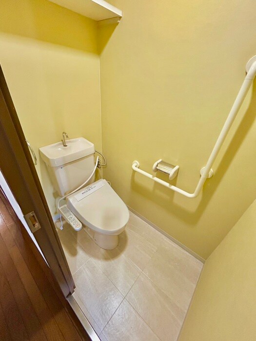 物件内観写真13　(トイレ)