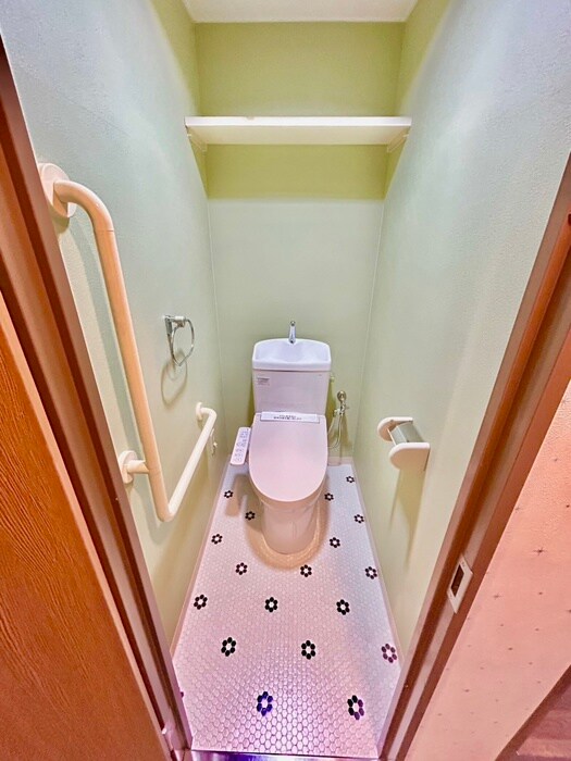 物件内観写真14　(トイレ)