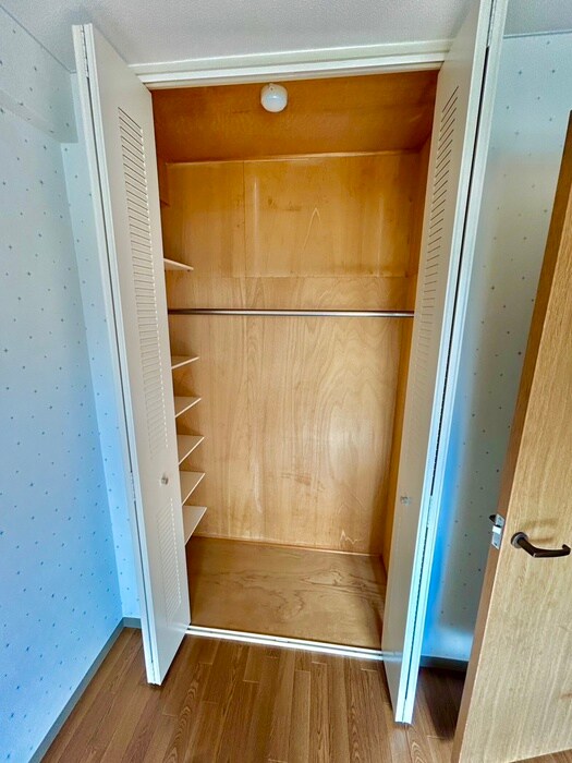 物件内観写真18　(収納)