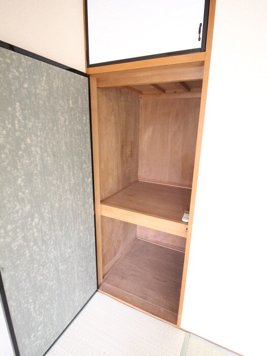 物件内観写真16　(収納)
