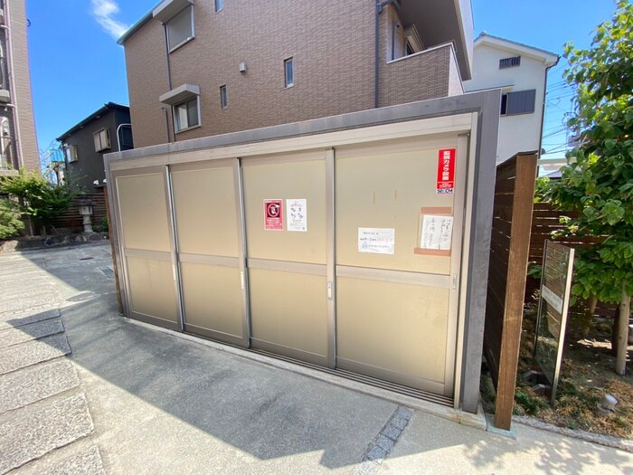 物件外観写真6　(建物設備)