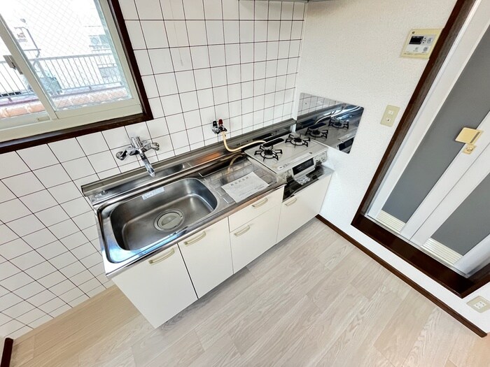 物件内観写真8　(キッチン)