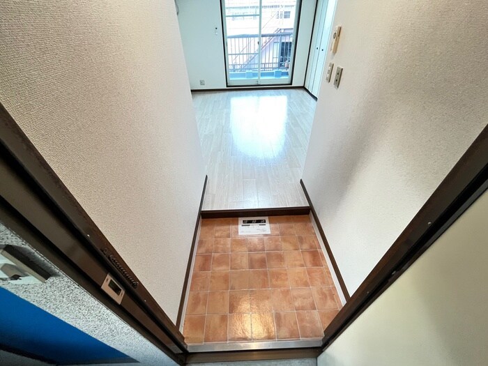 物件内観写真20　(玄関)