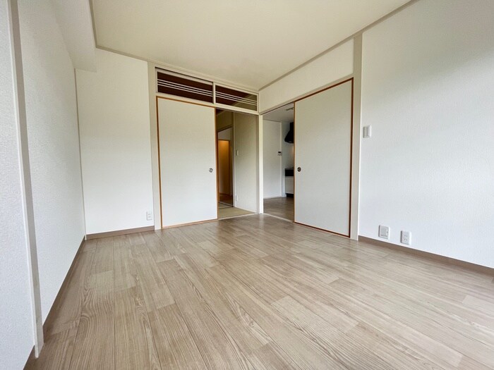 物件内観写真22　(居室)