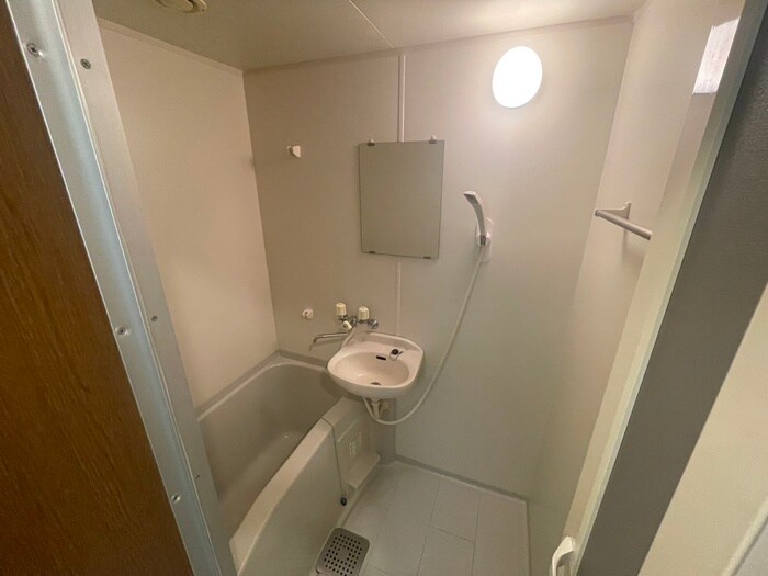 物件内観写真9　(バス／シャワールーム等)