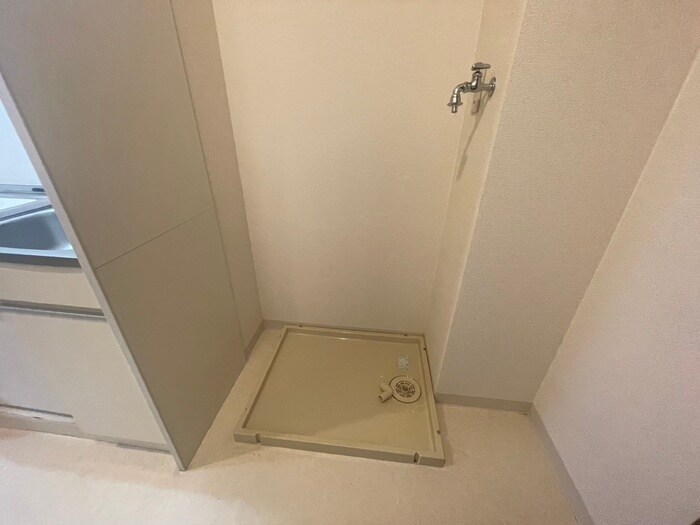 物件内観写真11　(洗濯機置場)