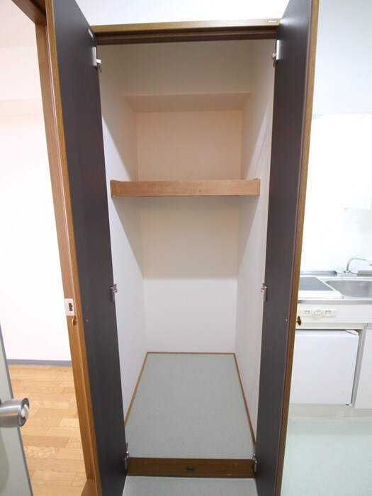 物件内観写真14　(収納)