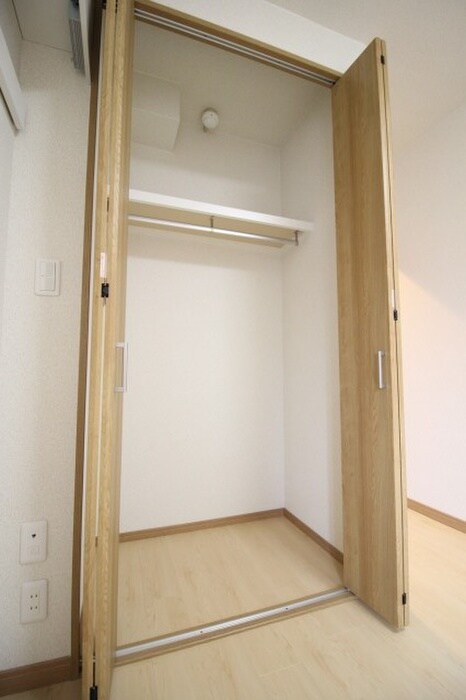 物件内観写真13　(収納)