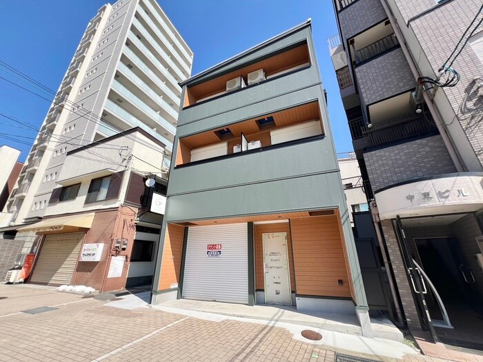 物件外観写真1　(外観写真)