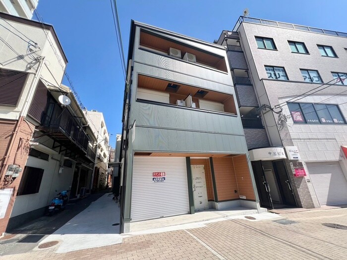 物件外観写真2　(外観写真)