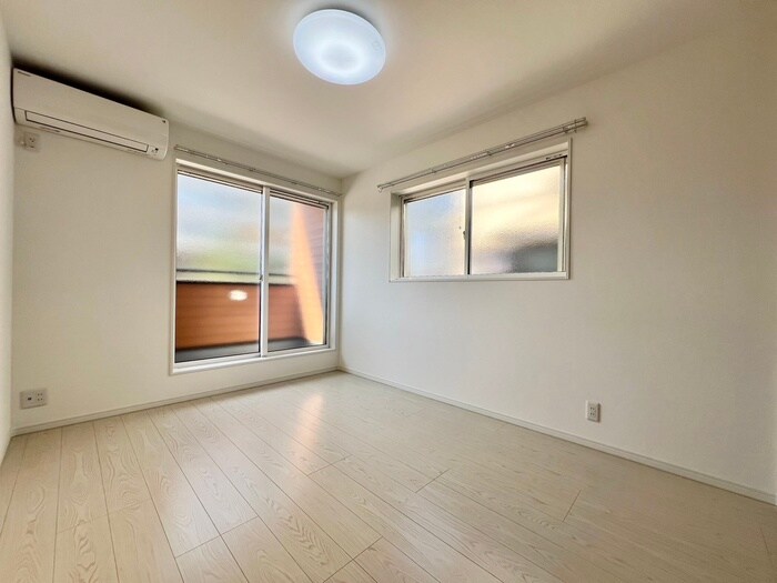 物件内観写真9　(居室)