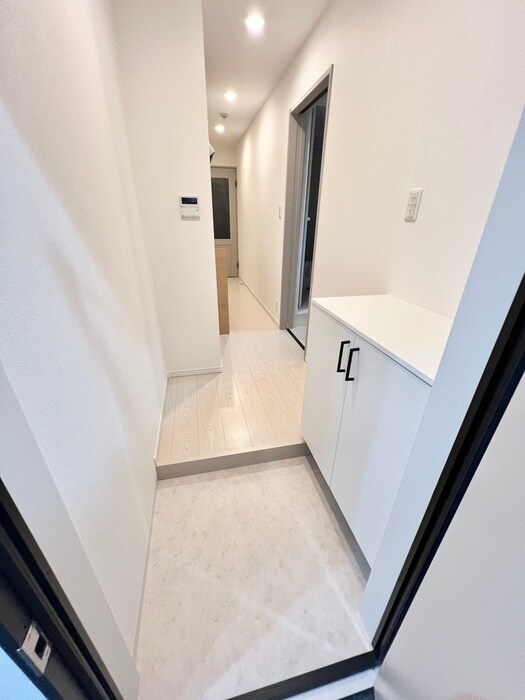 物件内観写真17　(玄関)