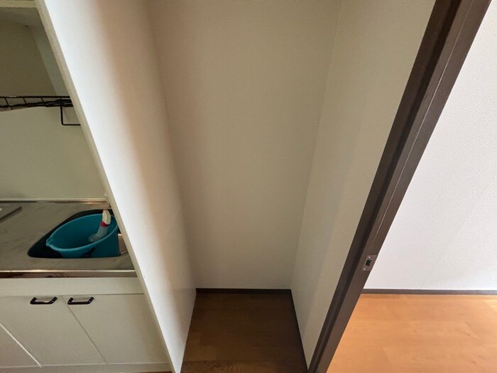 物件内観写真18　(収納)