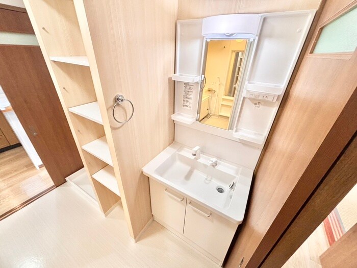 物件内観写真9　(洗面)