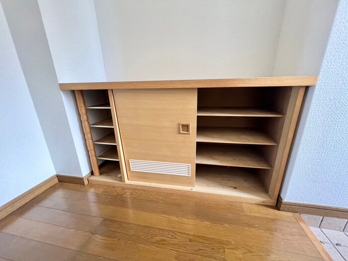 物件内観写真18　(靴箱)