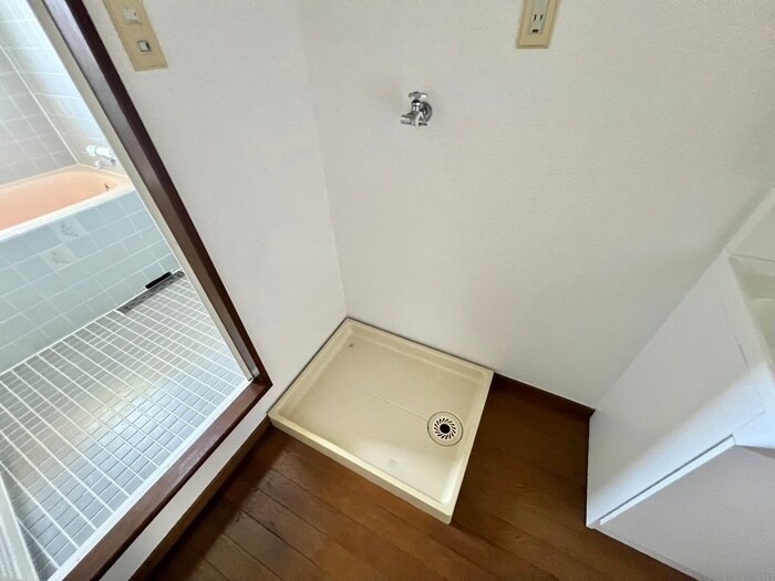 物件内観写真19　(洗濯機置場)