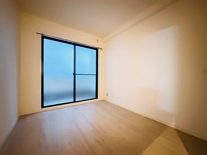 物件内観写真17　(居室)