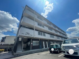 久御山ファ－ストマンション外観写真