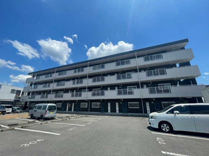 物件外観写真2　(外観写真)