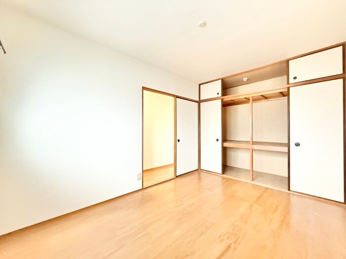 物件内観写真11　(居室)