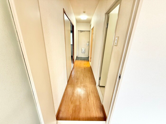 物件内観写真19　(廊下)