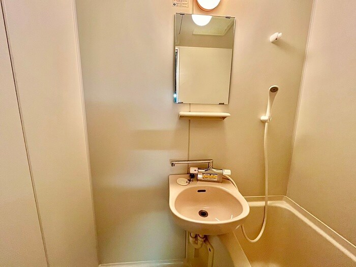 物件内観写真11　(洗面)