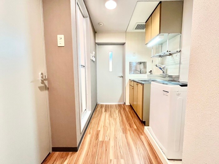 物件内観写真18　(廊下)