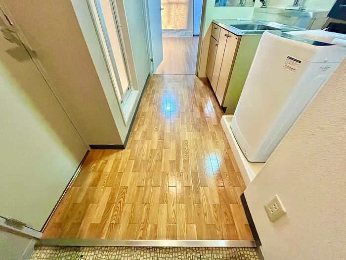 物件内観写真21　(廊下)