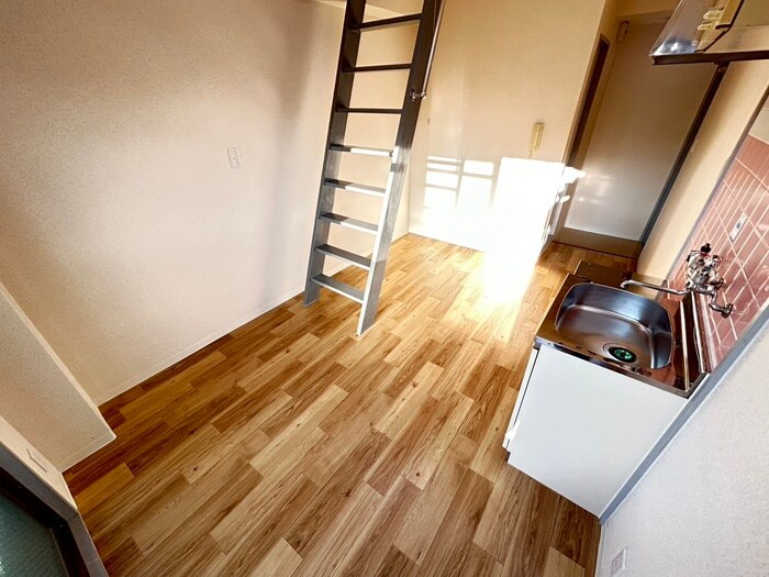 物件内観写真9　(居室)