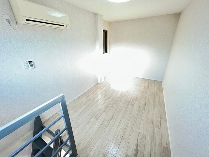 物件内観写真11　(居室)