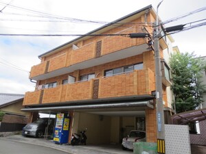 ファースト新芦屋外観写真