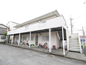 エステ－トピアクロ－バ－パレス外観写真