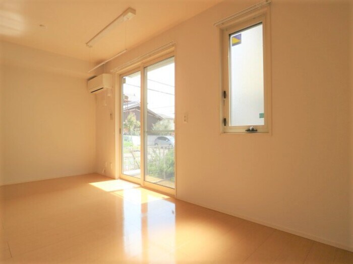 物件内観写真13　(居室)