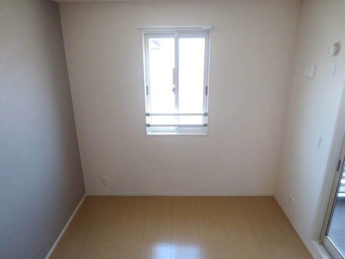 物件内観写真13　(居室)