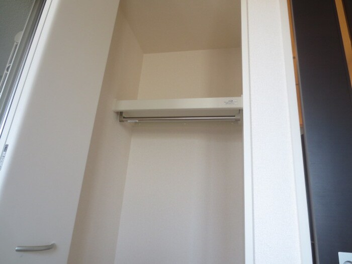 物件内観写真18　(収納)