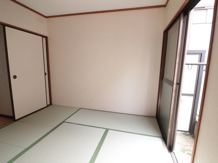 物件内観写真7　(居室)