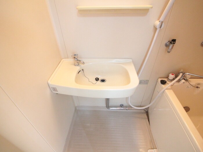 物件内観写真13　(洗面)