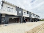 建築中