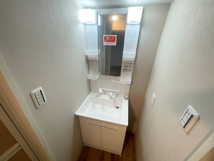 物件内観写真14　(洗面)