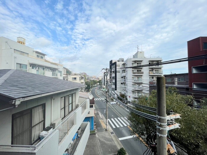 中央コアの室内からの展望