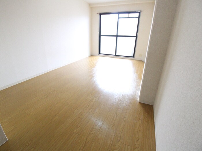 物件内観写真5　(居室)