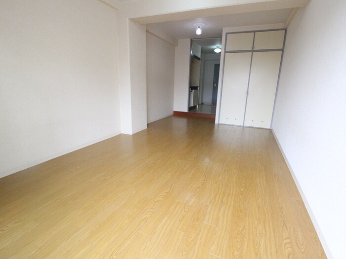 物件内観写真6　(居室)