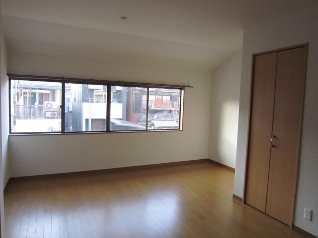 物件内観写真6　(居室)