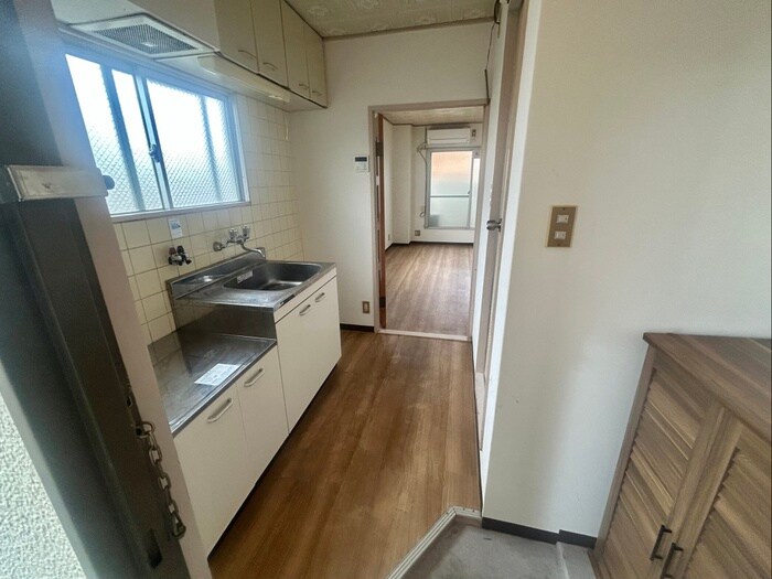 物件内観写真9　(廊下)