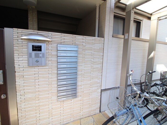 物件外観写真4　(建物設備)