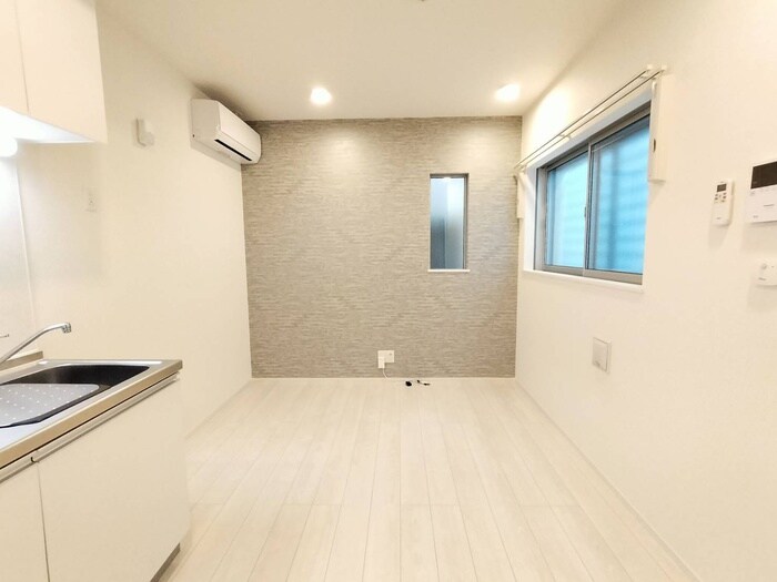 物件内観写真15　(居室)