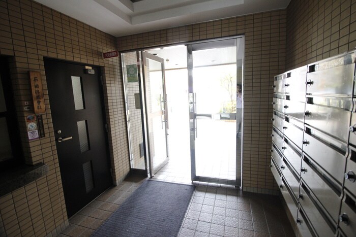 物件外観写真6　(建物設備)